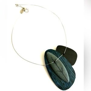 🌟 SALE $15 🌟 Caracol 90’s Metal And Blue, Green And Slate Wood Boho Abstract